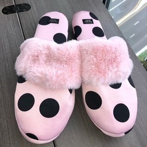 NEW-Victoria Secret Slippers
